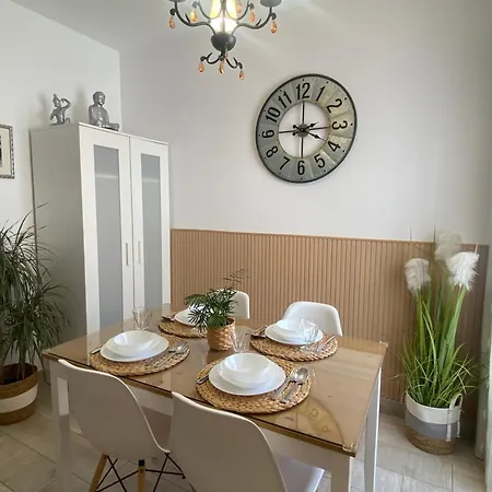 Apartment En La Juderia De Tana S